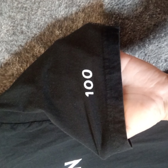 Peloton Black Crew Neck Tee Short Sleeve Workout Casual Womens Large - Picture 4 of 8